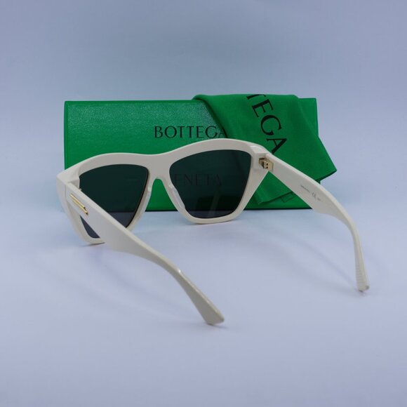 Bottega Veneta BV1092S 003 Cat Eye Sunglasses - Ivory\\Grey main image 10